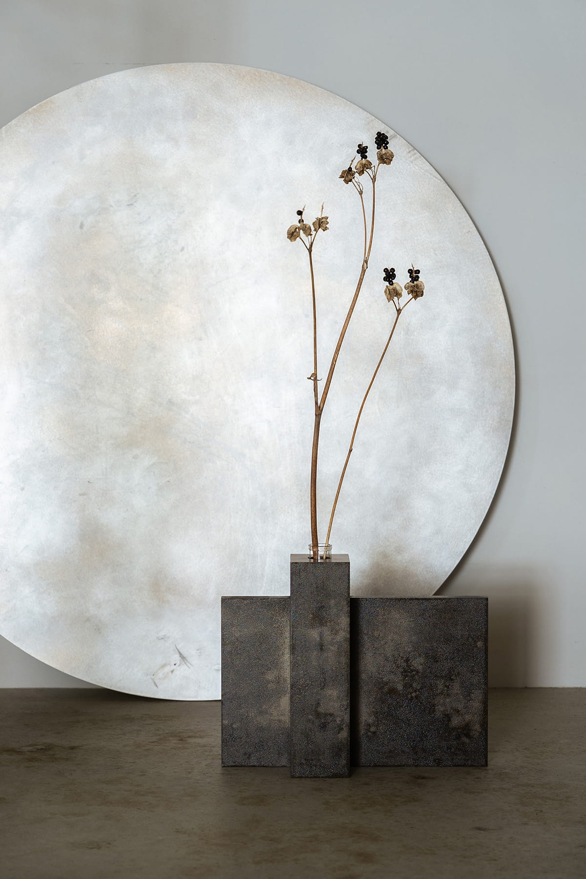 Set Vase Mikiku, hinoki with painted finish, W 250 x 55 x 200 mm